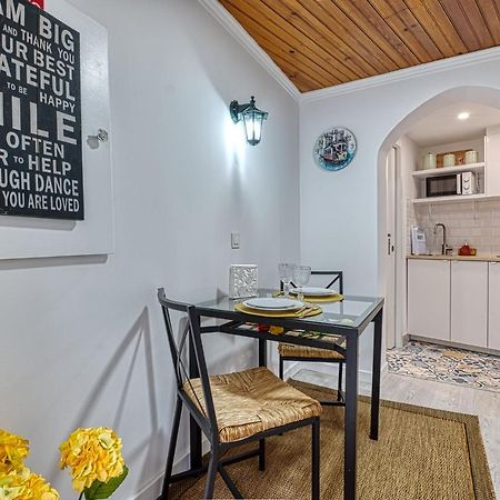 Alfama Rose Apartment Lisbon Luaran gambar